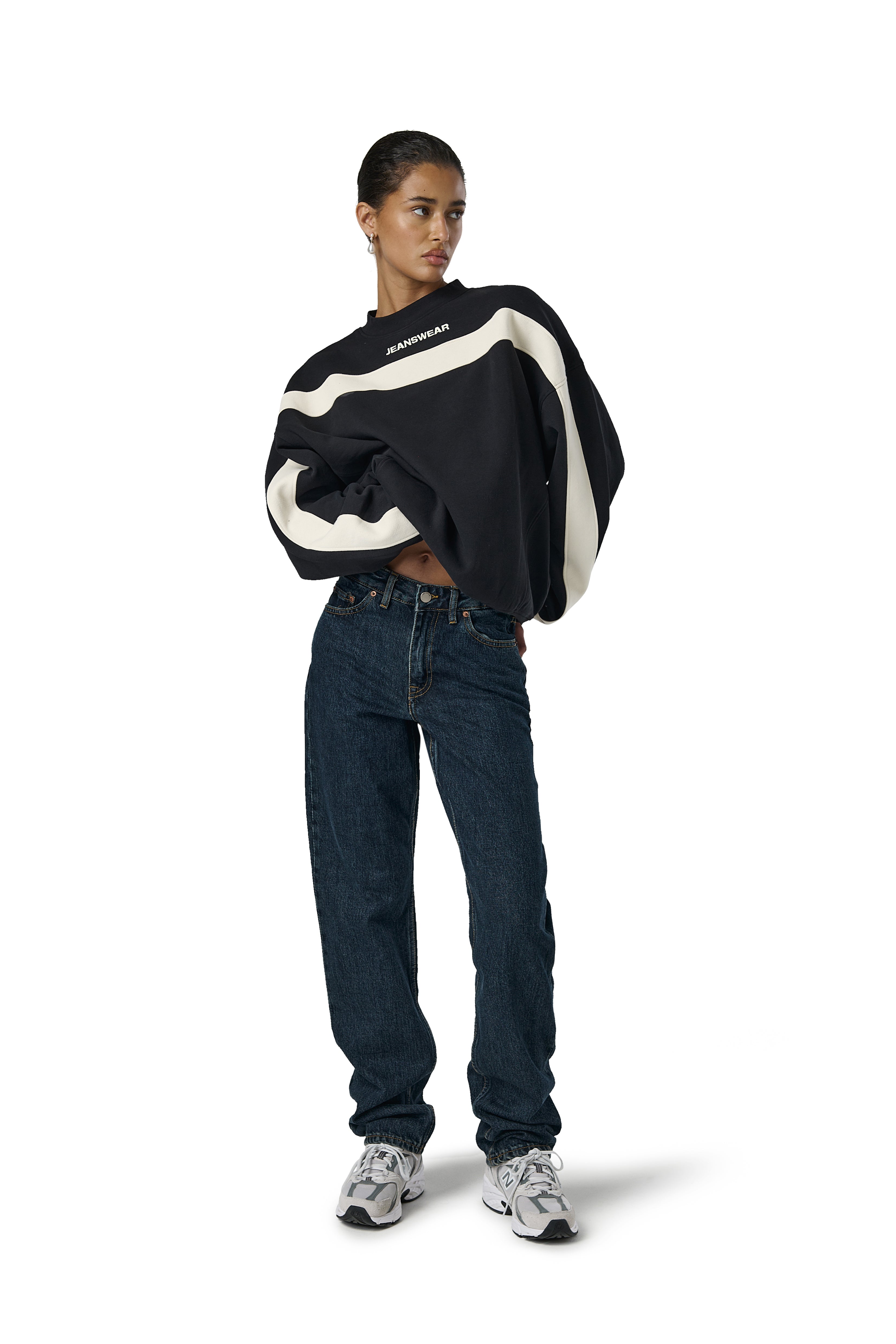 Model Iman is 5'8 and wears size S.